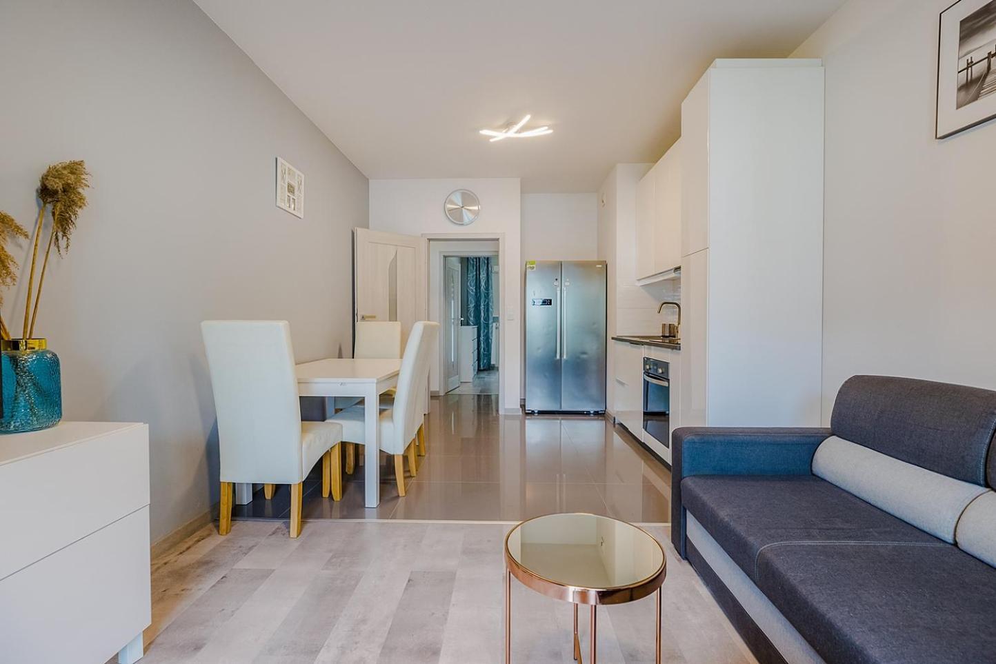 Family Apartment Zoliborz By Noclegi Renters Varsovie Extérieur photo